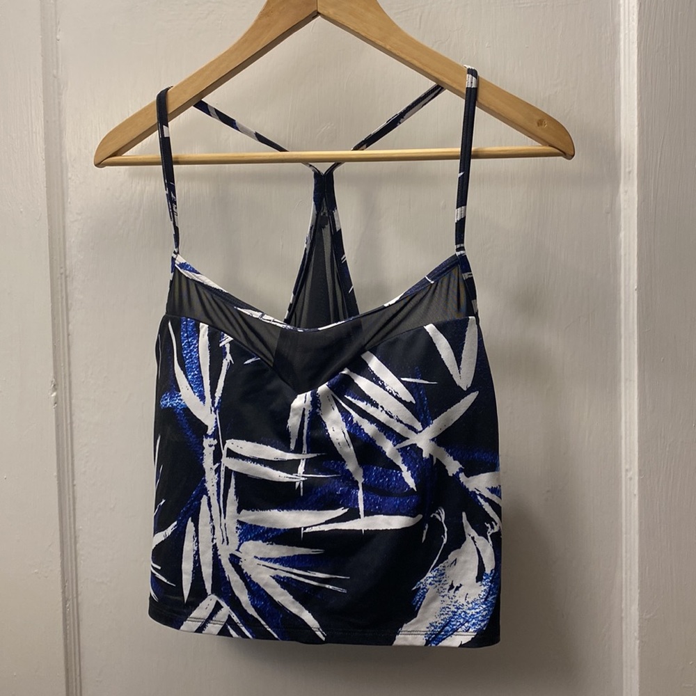 Fabletics Crop Top Sports Bra Women’s XXL Black Athleisure Activewear